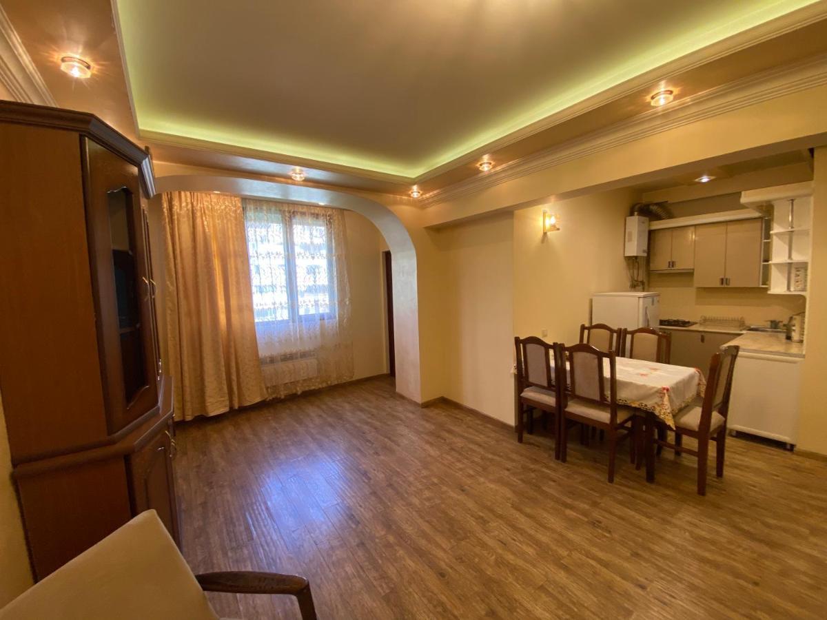 Apartment In Centre Evn Jerevan Eksteriør bilde